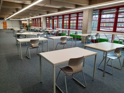 Zum Artikel "WSZB: More desks available after renovation"