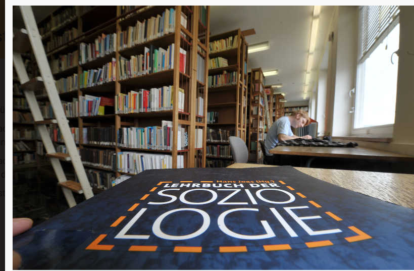 Departmental Library 05: Political Science, Sociology and Economics (Erlangen)