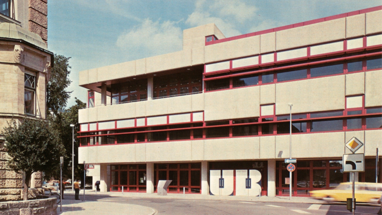 Beitragsbild für 50 Jahre Hauptbibliothek