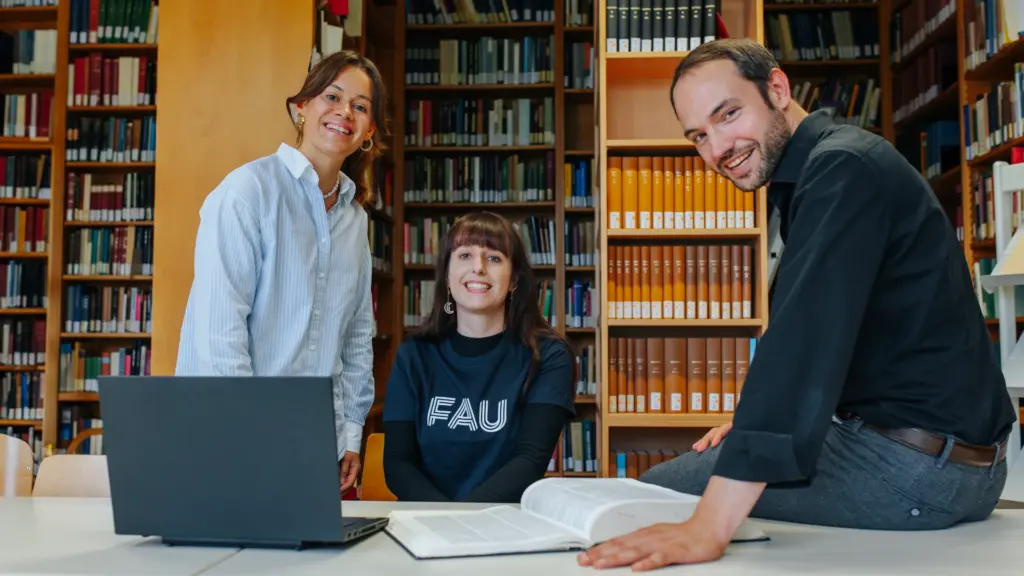 Informationen für Forschende und Lehrende