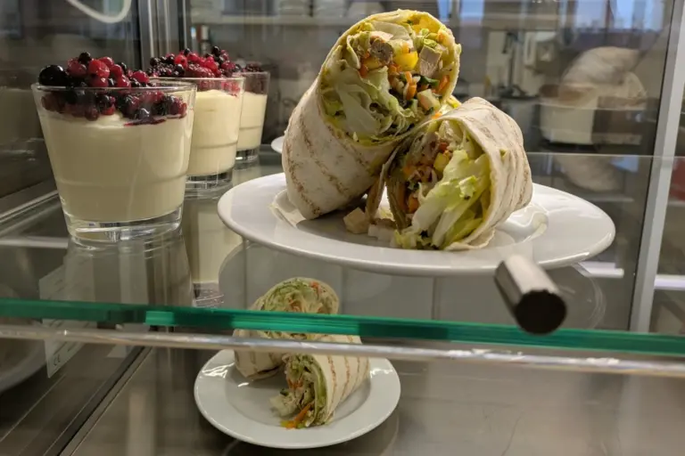 Starting June 27: Special Saturday Hours for the Cafeteria in the Main Library