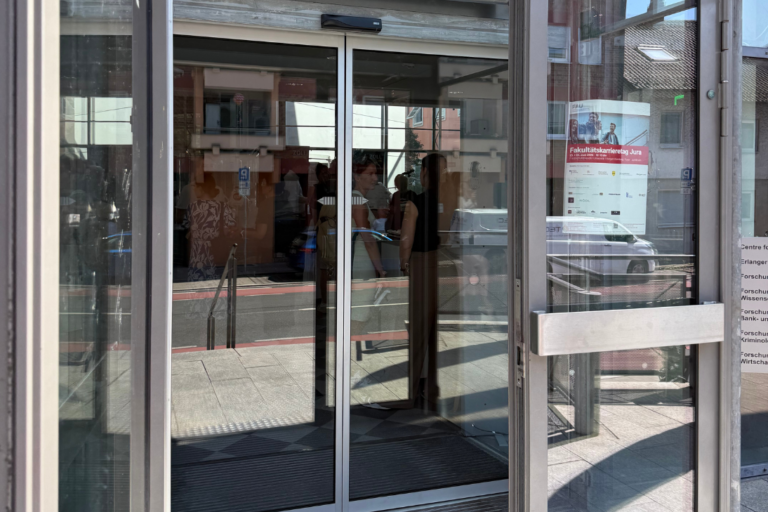New Sliding Door at the Main Entrance to the Juridicum